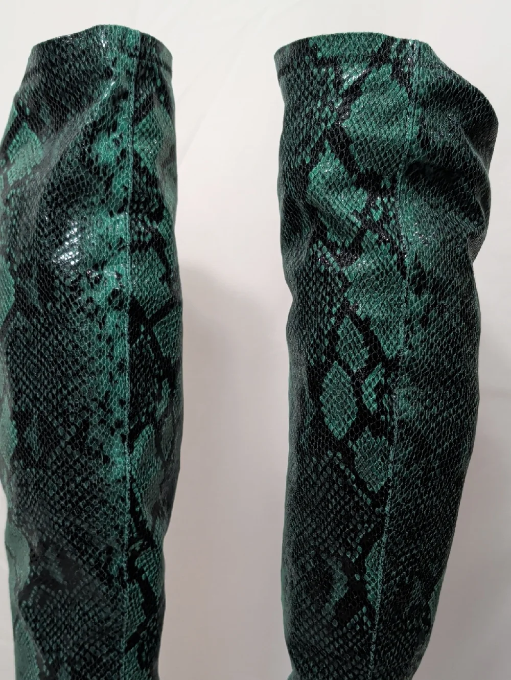 Green Snake-Print Thigh High Heeled Boots - Picture 3 of 12